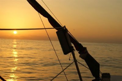 flat-calm-on-musandam Flat Seas and Shifty Winds (Photo Courtesy of Oman Sail)