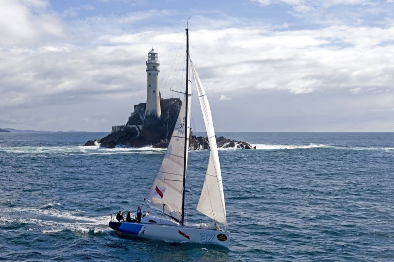 Fourty Degrees Rounding Fastnet Rock (Photo by Rolex / Carlo Borlenghi)