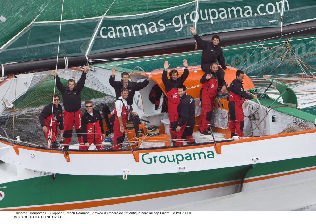 groupama-3-crew-after-arrival-at-lizard-point-by-benoit-stichelbaut-seaco