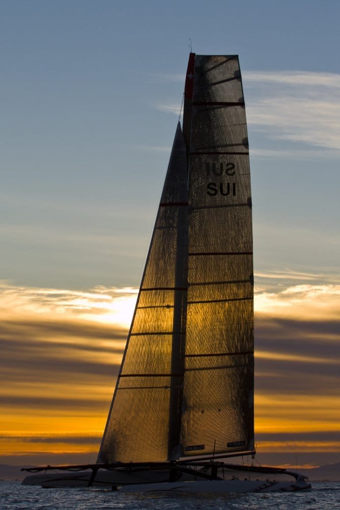 alinghi-5-under-sail-in-valencia-by-luca-butto Alinghi 5 Under Sail In Valencia (Photo by Luca Butto' / Alinghi)