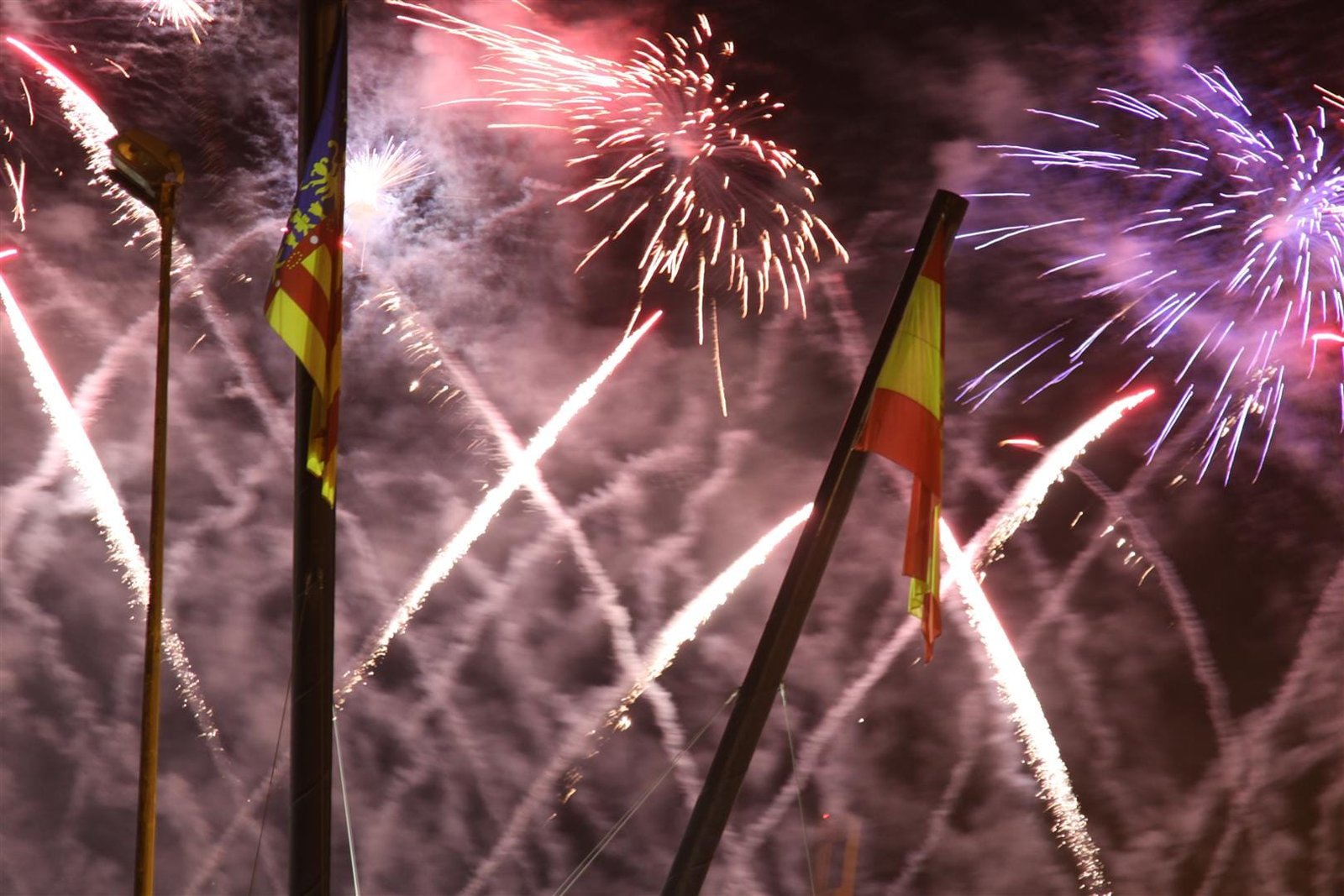 fireworks-valencia Fireworks Light Up Port America's Cup As The Festivities Heat Up (Photo by Gareth Evans)