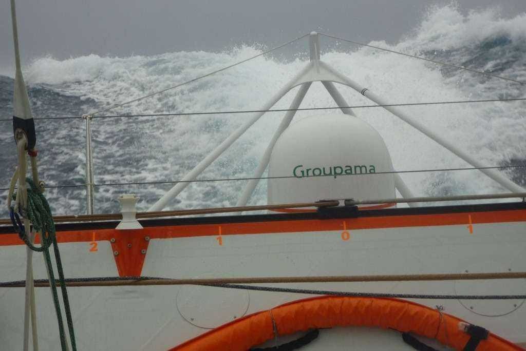 groupama-32 Groupama 3 Swooshing Toward The Equator (Photo courtesy of Team Groupama)