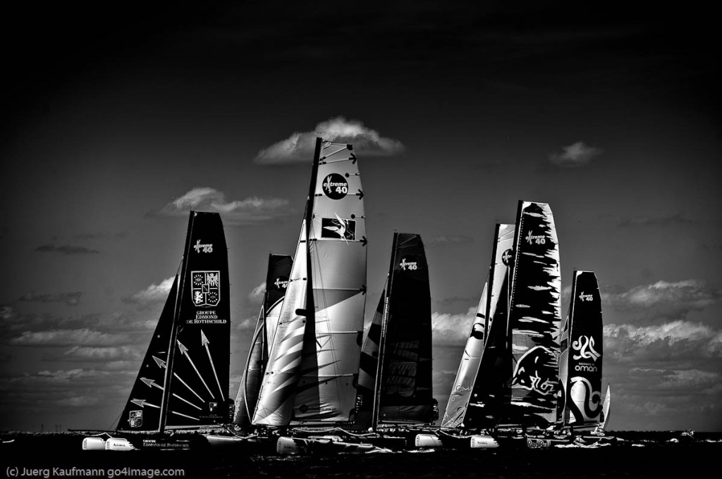 2010 Extreme Sailing Series Sete France (Photo by Juerg Kaufman / go4image.com )