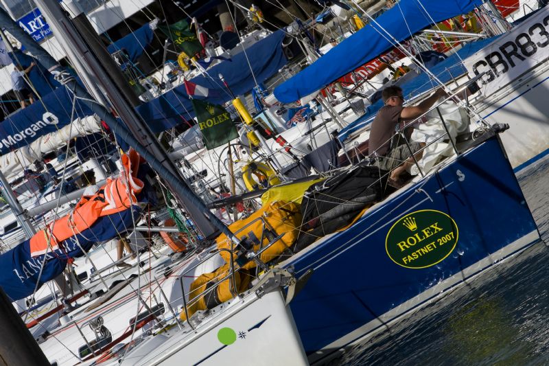 Dock Preparations At Cowes at 2007 Fastnet (Photo by Rolex / Carlo Borlenghi )